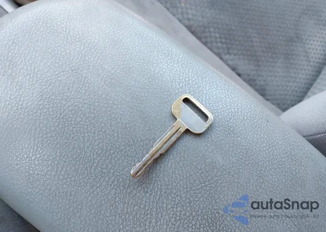 2006 Toyota Rav4 from USA, damaged, VIN JTMBD33V465031432